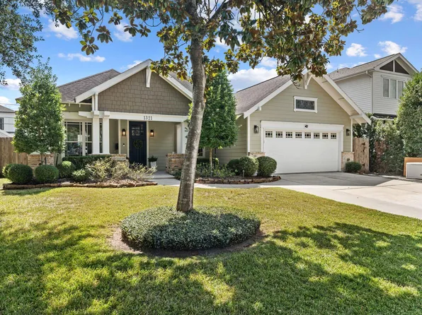 1321 Chamboard Ln, Houston, TX 77018