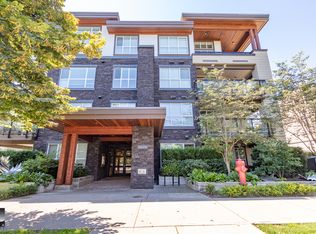 301-3205 Mountain Hwy #301, North Vancouver, BC V7K 2H5
