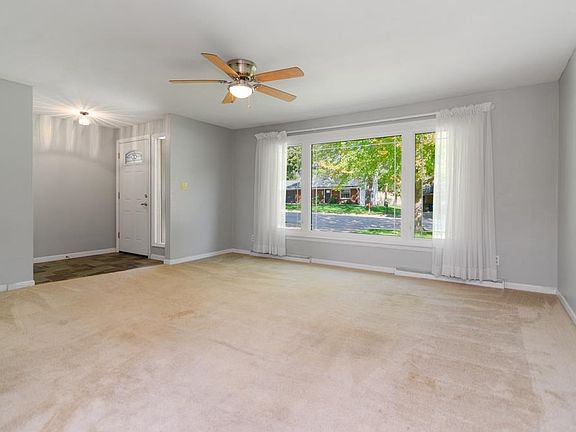 5th image of 919 Morris Ave