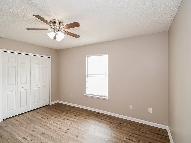 2908 Majestic Oaks Ln — Photo 13