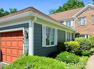 805 Suffield Sq, Lincolnshire, IL