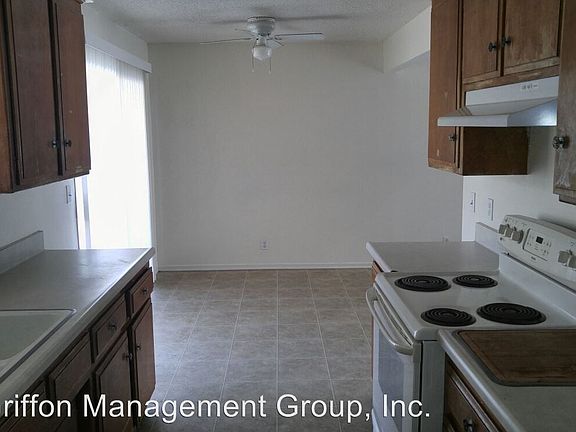2nd image of 41782 Briarwood Ave