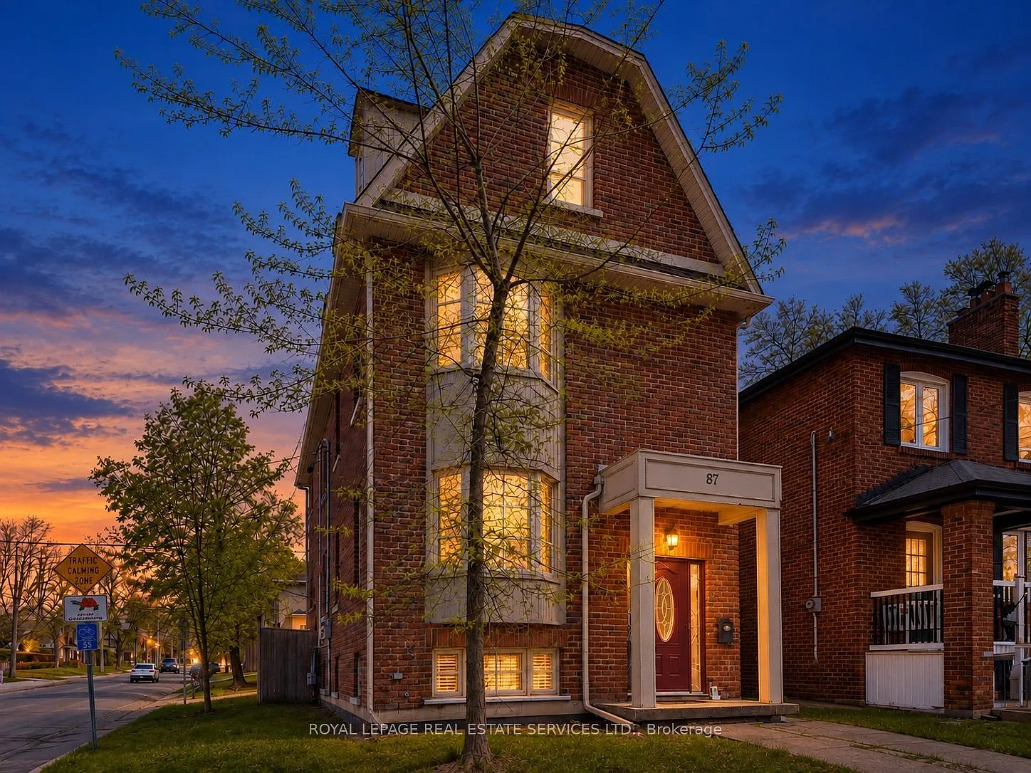 2 bed, $2,295 — Photo 1