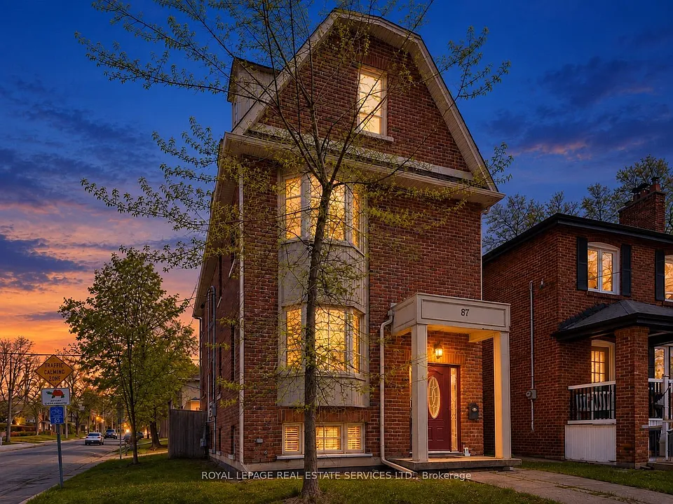 87 Lawrence Ave W #1