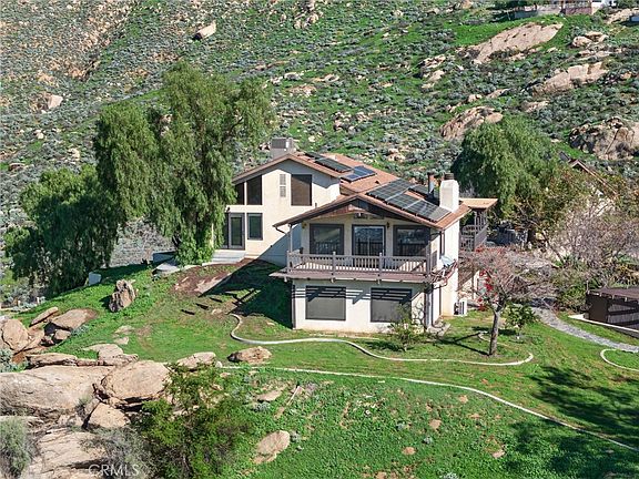 3rd image of 20682 Hill Top Dr