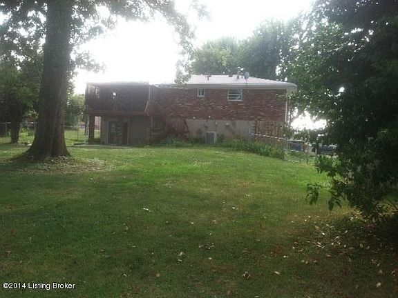 3rd image of 153 Rocket Ln