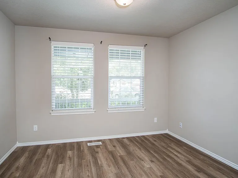 3916 Kirby Cir — Photo 19