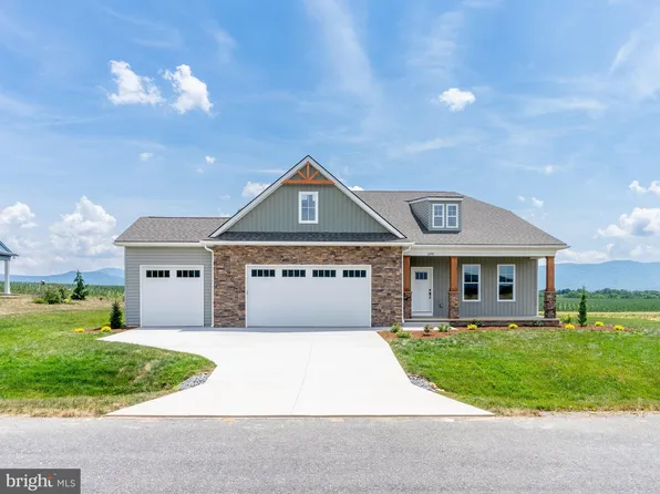 5090 Retriever Ln, McGaheysville, VA 22840