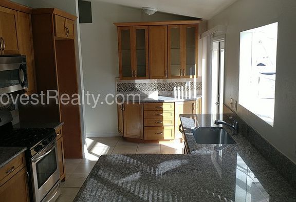 5th image of 9106 Ashwood Ct