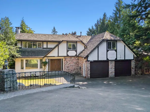 525 Braemar Rd E, North Vancouver, BC V7N 4C4