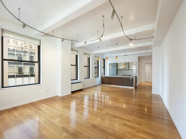 76 Madison Avenue image 24 of 37