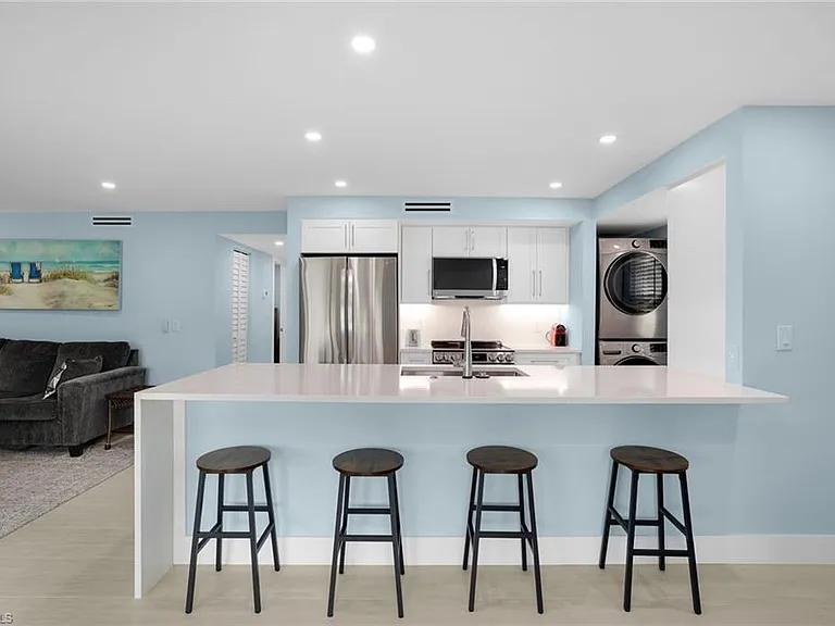 1155 Sandpiper St #C7 — Photo 6
