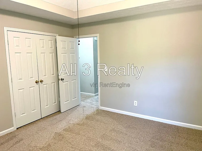 60 Spring Lake Ter — Photo 12