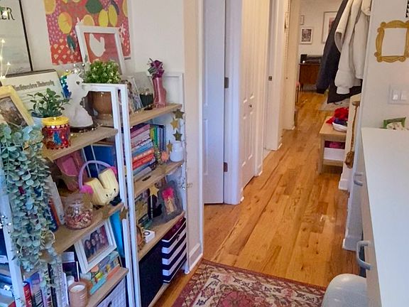 3rd image of 1751 W Berteau Ave #1759-3