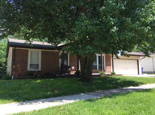 1239 Green Falls Dr, Fenton, MO