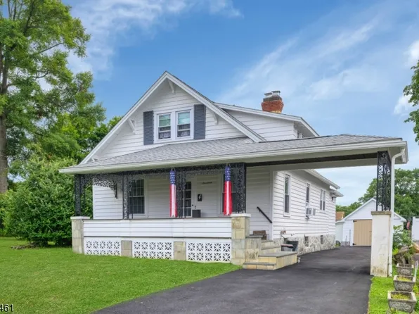 17 Bassett Ave, Mine Hill Twp., NJ 07803
