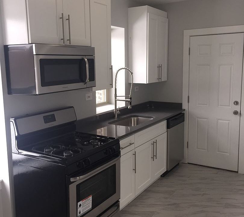 1st image of 6147 N Richmond St APT 3A