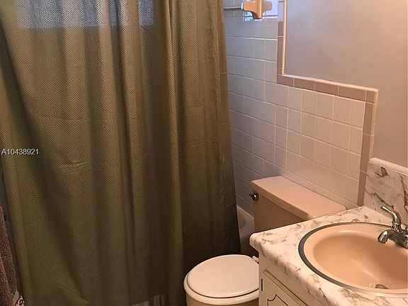 5th image of 1551 N 12th Ct #5B
