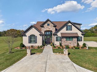 110 Barley Dr, Fayetteville, TN 37334