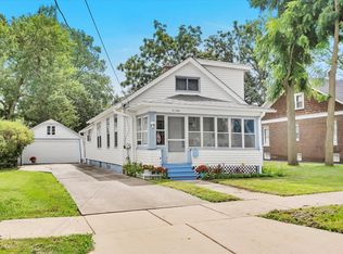 514 Watson St, Aurora, IL 60505