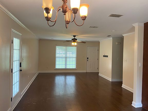 4th image of 128 Aubry Ct