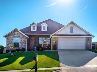 204 Jones St, Lowell, AR 72745