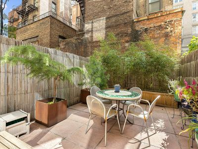 130 E 18th St APT 1J, New York, NY, 10003