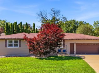 800 Terrace Dr, Burlington, IA 52601