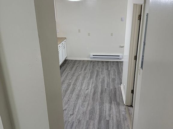 3rd image of 1034 Getty St