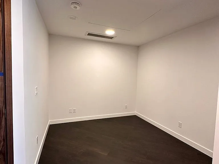 18 Esther Shiner Blvd #706 — Photo 14