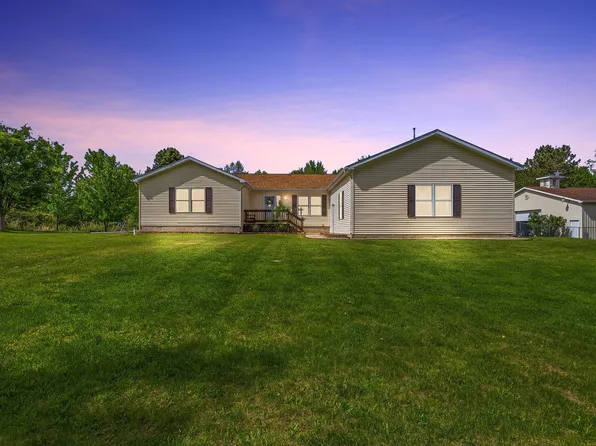 2445 E Lake Rd, Clio, MI 48420