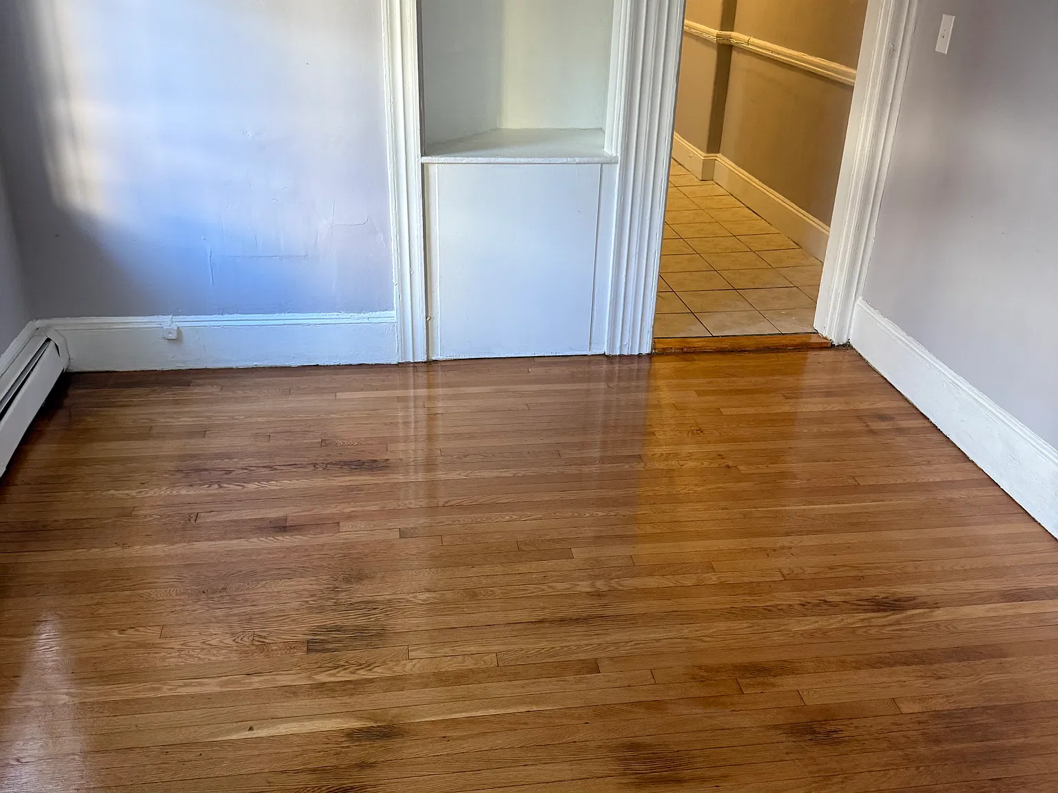 2 bed, 1000 sqft, $2,500 — Photo 2