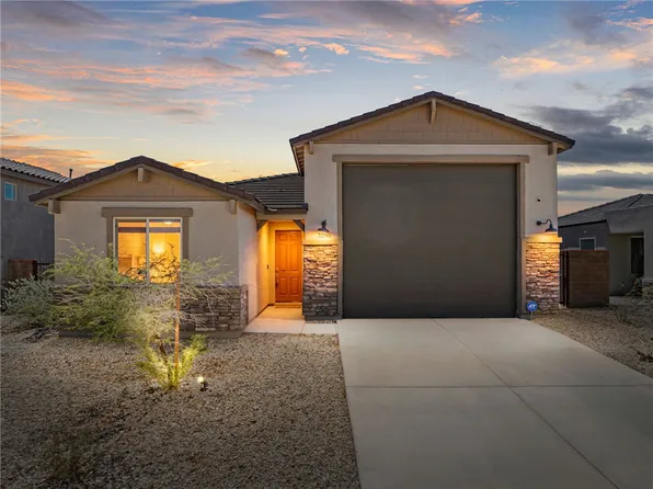 3296 Secret Pass Canyon Dr, Bullhead City, AZ 86429