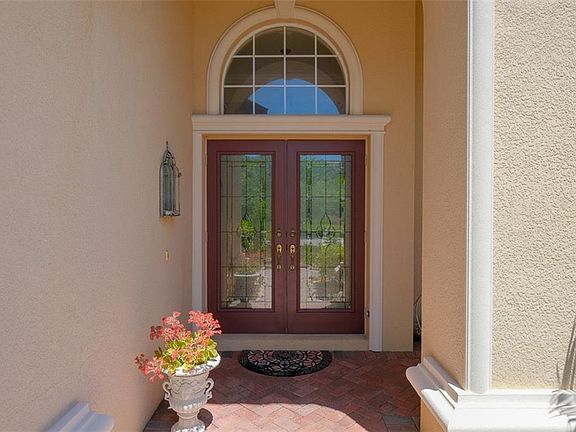 5th image of 3179 Saint Martin St