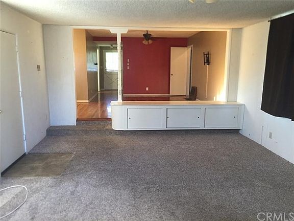 5th image of 1036 E Grovecenter St