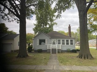 1511 Livingston St, Carlyle, IL 62231