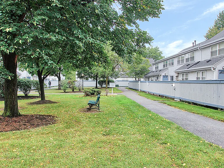 Brighton Colony Townhomes — Photo 12