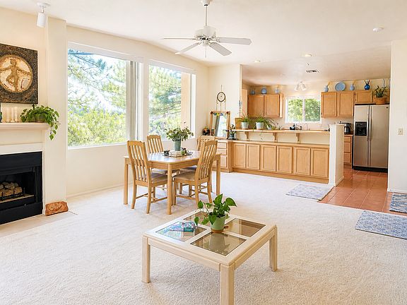 3rd image of 42 Tanager Ln