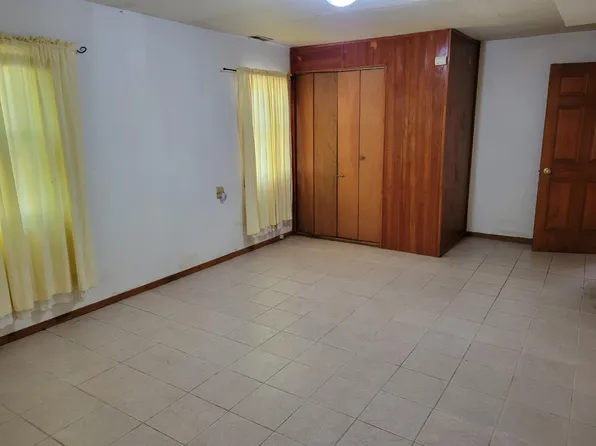 1579 178th Pl, Hammond, IN 46324