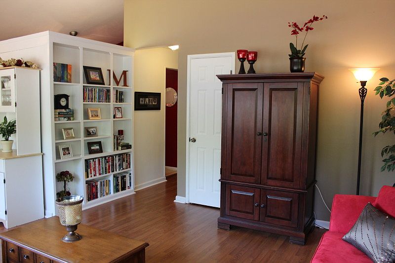 1st image of 627 Pinellas Dr