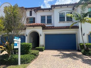 1409 SW 113th Ave, Hollywood, FL 33025