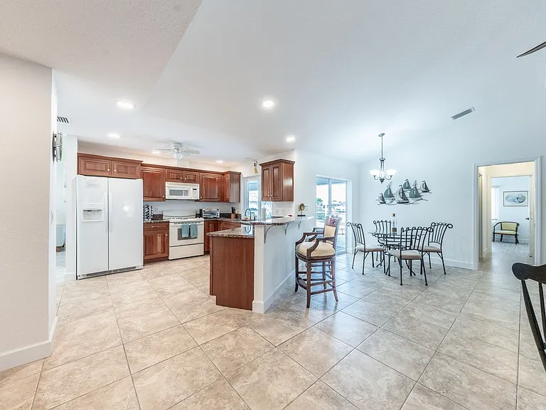 2572 Brazilia Ct — Photo 41