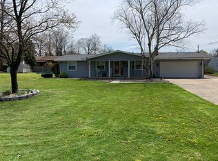 146 Mistletoe Rd, Niles, OH 44446