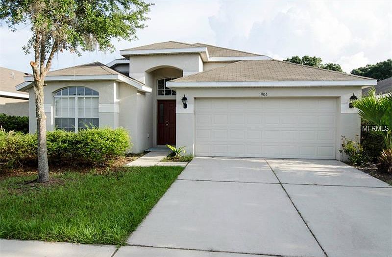1st image of 906 Barclay Wood Dr