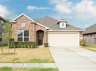 210 Brookwood Park Ln, Dickinson, TX 77539