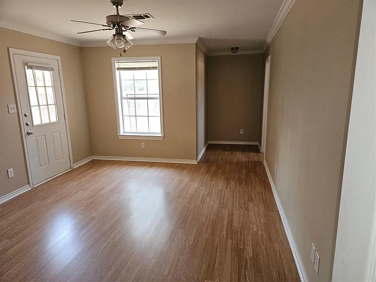 1605 Stuart Rd — Photo 10