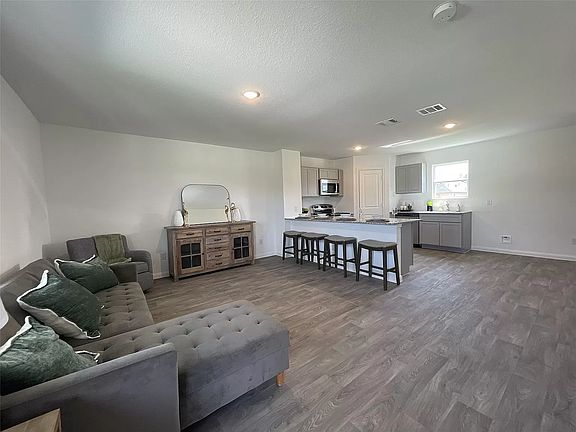 3rd image of 16706 N Marie Village Dr