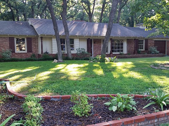 5th image of 1601 N Fordson Dr