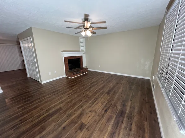 175 Highland Park Dr, Athens, GA 30605