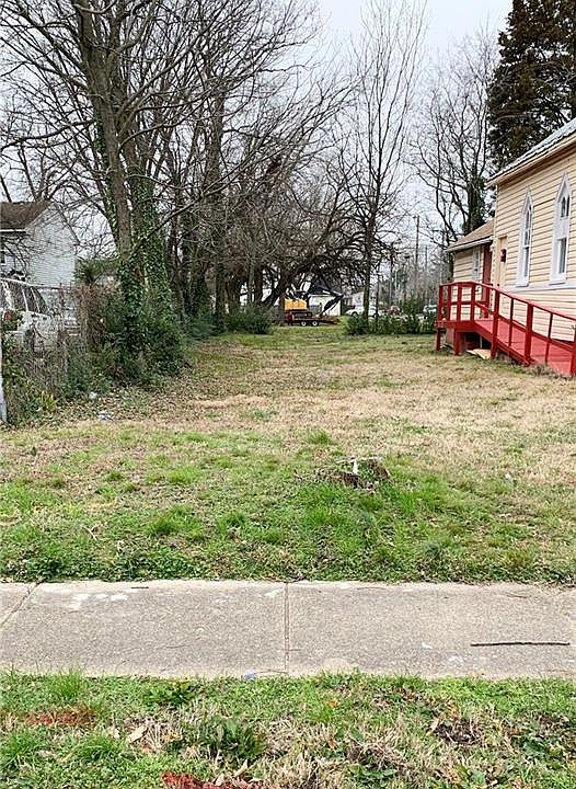 2nd image of 1249 Maltby Ave